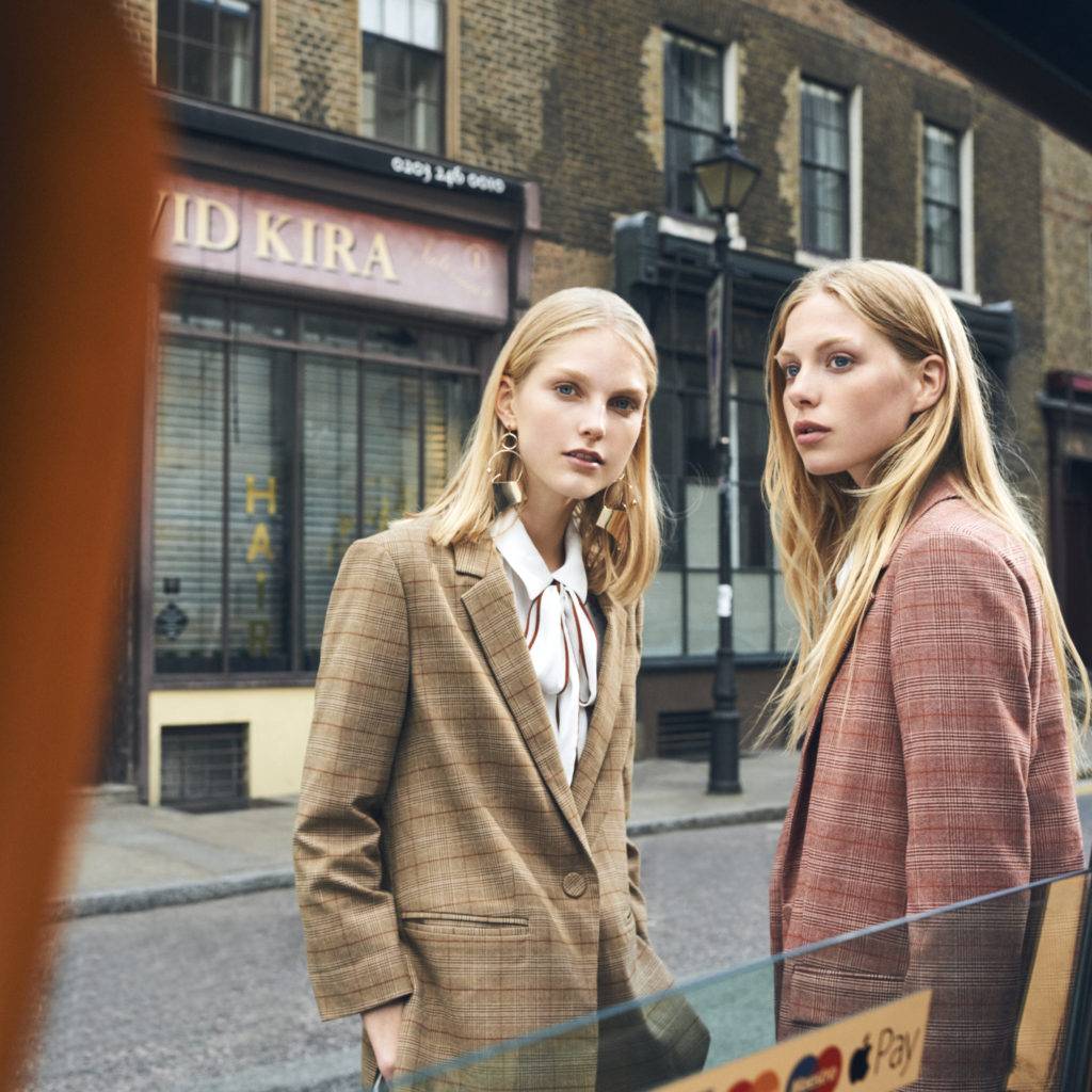 Creative Direction & Storytelling - shot by Matteo Montanari - Models Tes Linnenkoper & Kirin Dejonckheere 