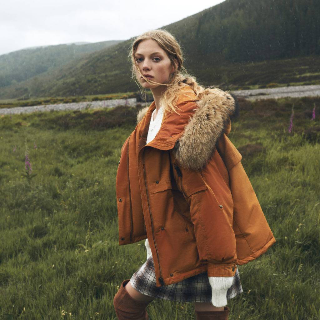 Creative Direction & Storytelling - shot by Matteo Montanari - Models Tes Linnenkoper & Kirin Dejonckheere 