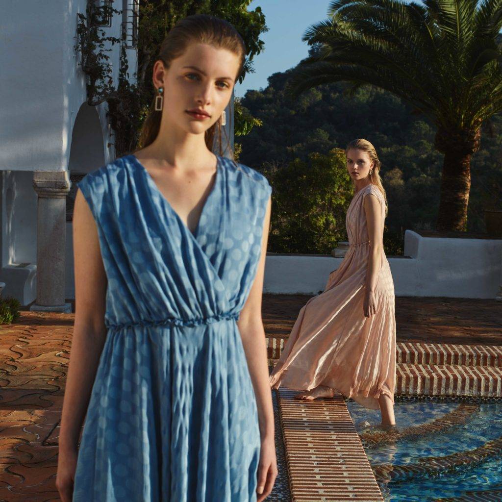 Creative Direction & Storytelling Alexandra PERRIN - shot by James Robjant - Models Linde Derickx & Nienke Kuipers - Malaga/SPAIN